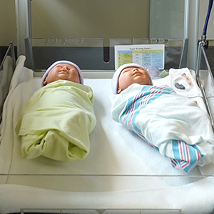 simulation mannequin 3 babies